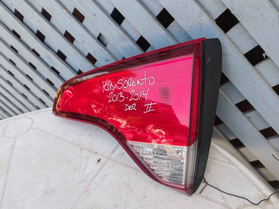 Foco trasero derecho de portalón Kia Sorento 2013 - 2014 (II) - Imagen 3