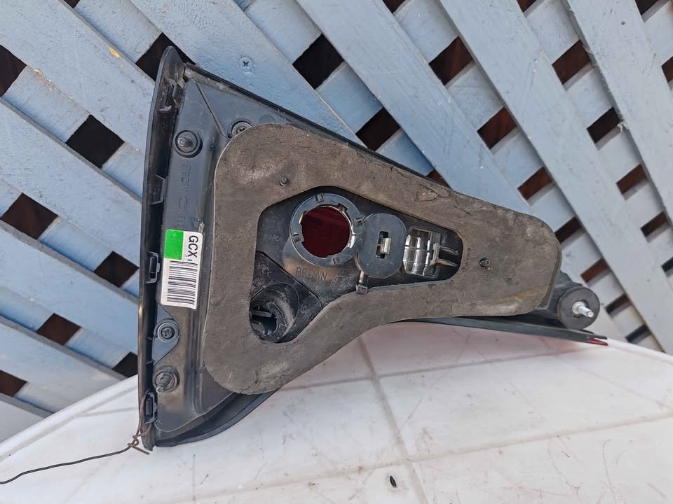 Foco trasero derecho de portalón Kia Sorento 2013 - 2014 (II) - Imagen 5