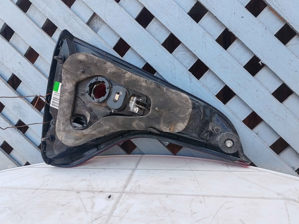 Foco trasero derecho de portalón Kia Sorento 2013 - 2014 (I) - Imagen 5