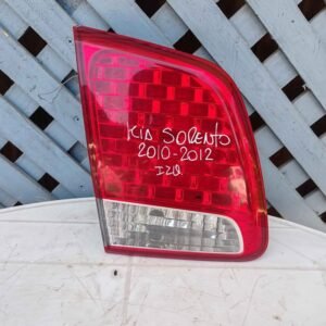 Foco trasero izquierdo de portalón Kia Sorento 2010 - 2012