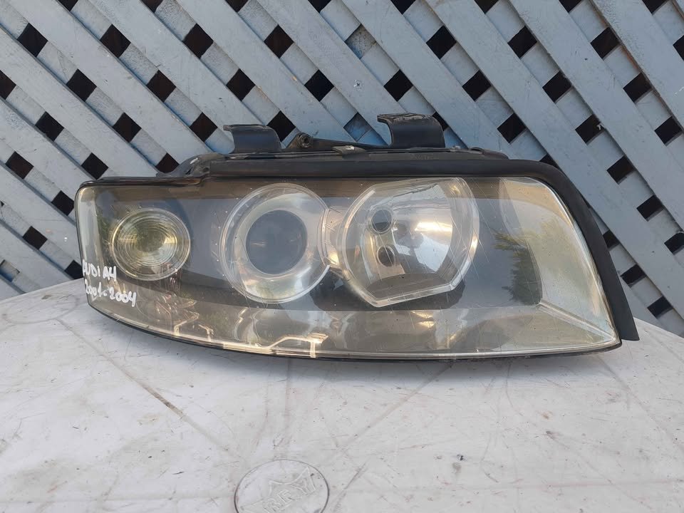 Óptico derecho Audi A4 2001 - 2004