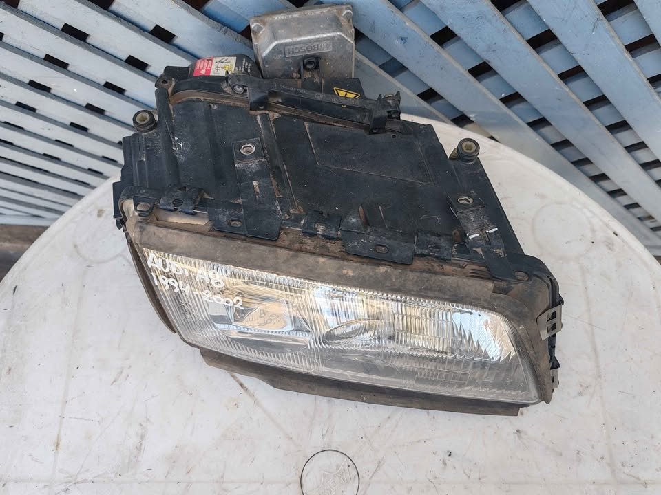 Óptico derecho Audi A8 1994 - 2002 - Imagen 4