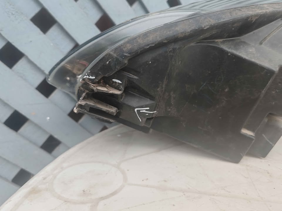 Óptico derecho Volkswagen Golf Mk5 2008 - 2011 - Imagen 7