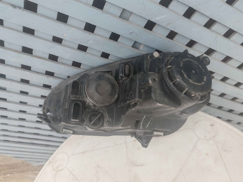 Óptico derecho Volkswagen Golf Mk5 2008 - 2011 - Imagen 9