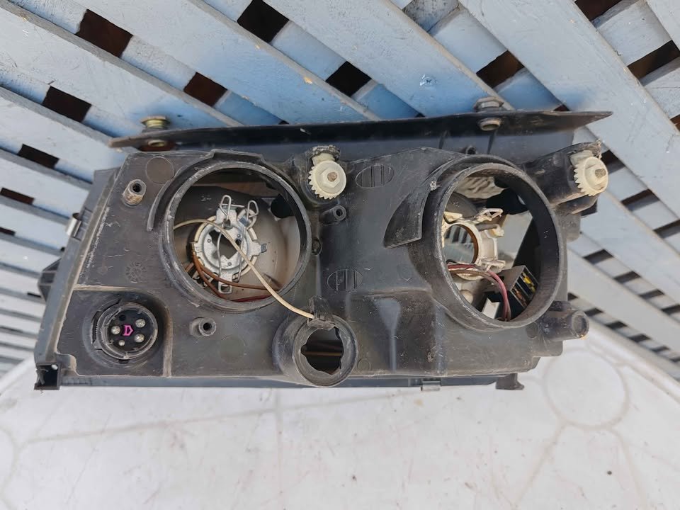 Óptico derecho Volkswagen Passat 1998 - 2000 - Imagen 8