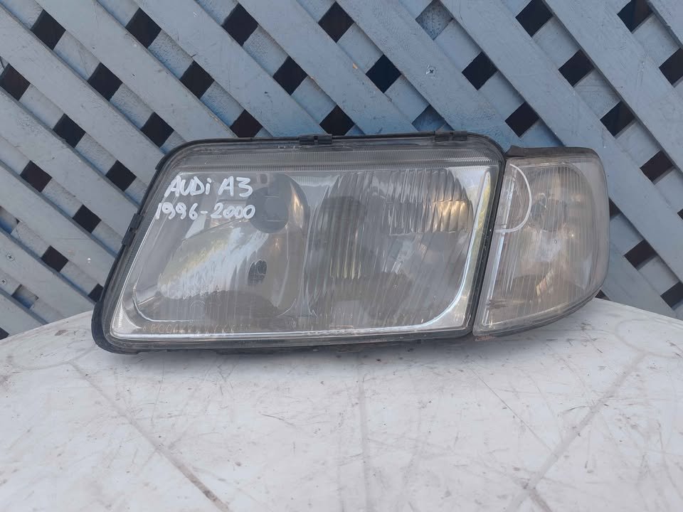 Óptico izquierdo Audi A3 1996 - 2000