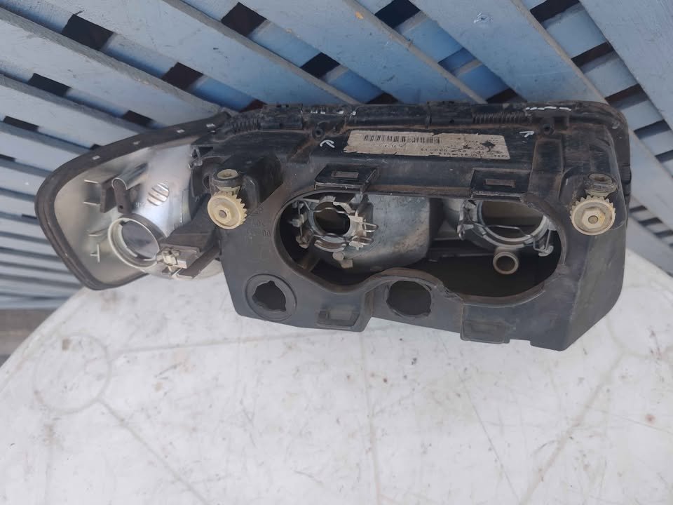 Óptico izquierdo Audi A3 1996 - 2000 - Imagen 7