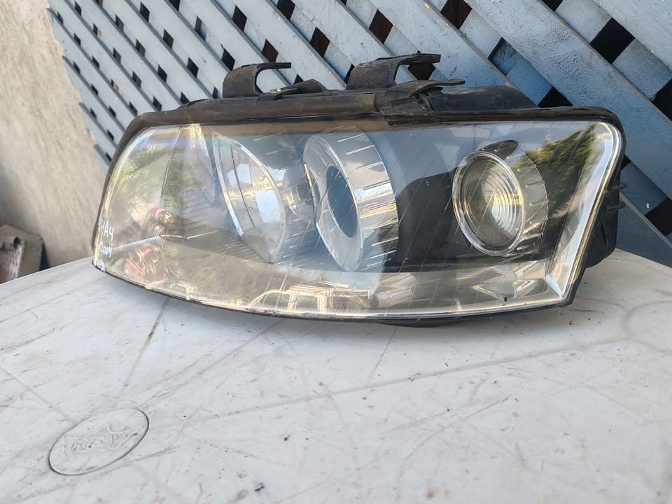 Óptico izquierdo Audi A4 2001 - 2004 - Imagen 2