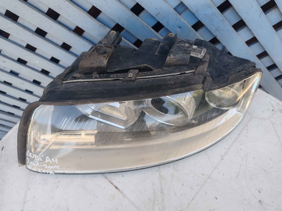 Óptico izquierdo Audi A4 2001 - 2004 - Imagen 4