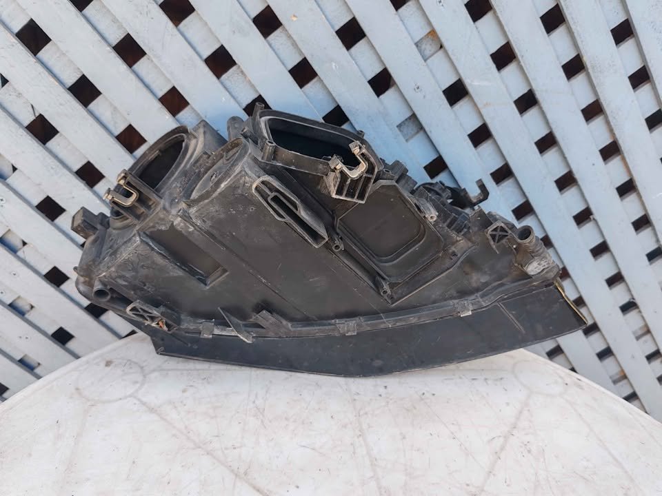 Óptico izquierdo Audi A4 2008 - 2012 - Imagen 9