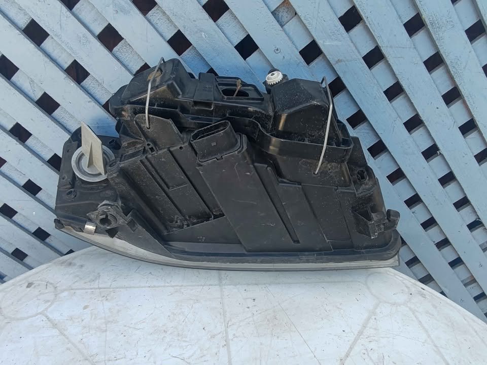 Óptico izquierdo Audi A6 1997 - 2003 - Imagen 6