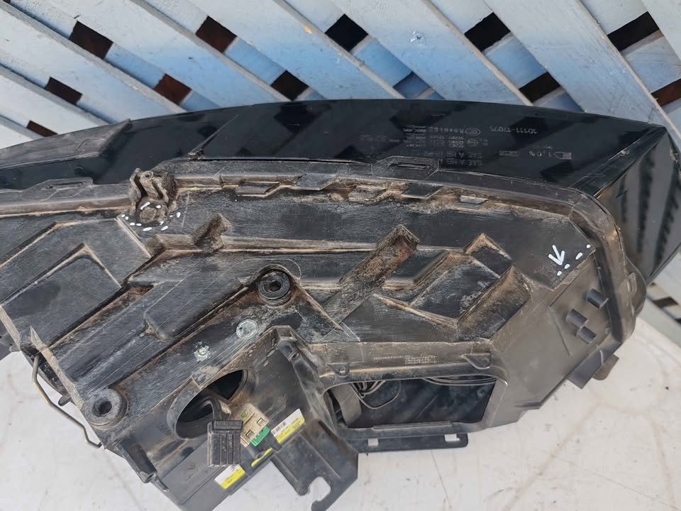 Óptico izquierdo Audi Q5 2010 - 2013 - Imagen 5