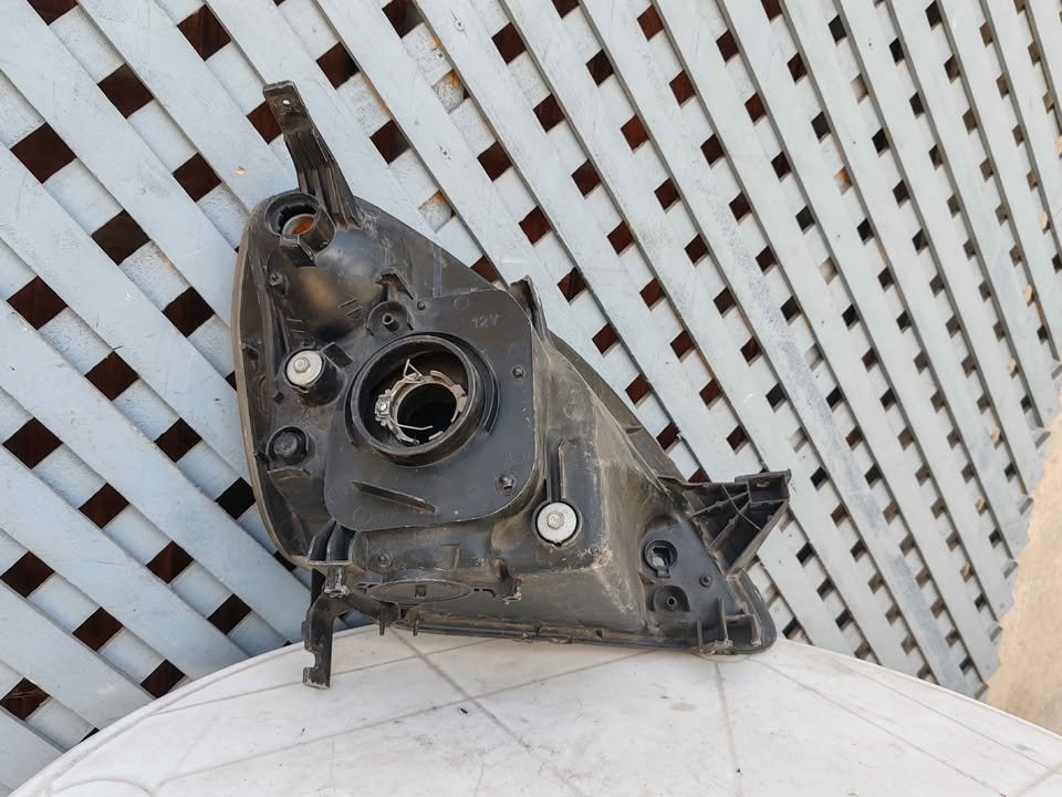 Óptico izquierdo Honda CRV 2002 - 2005 - Imagen 8