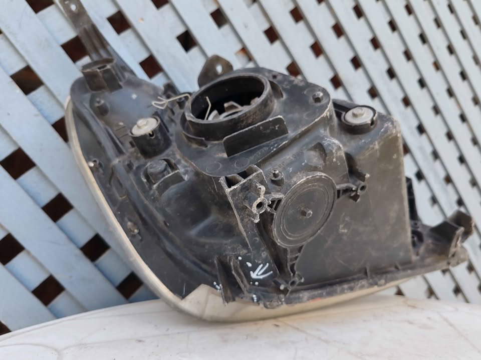 Óptico izquierdo Honda CRV 2002 - 2005 - Imagen 7