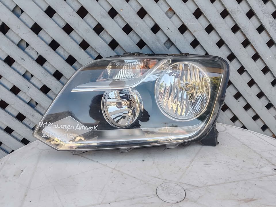 Óptico izquierdo Volkswagen Amarok 2010 - 2015