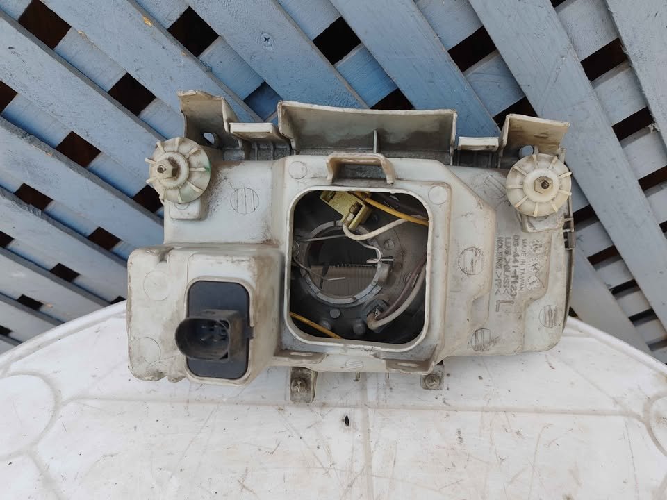 Óptico izquierdo Volkswagen Polo 1994 - 2001 - Imagen 7