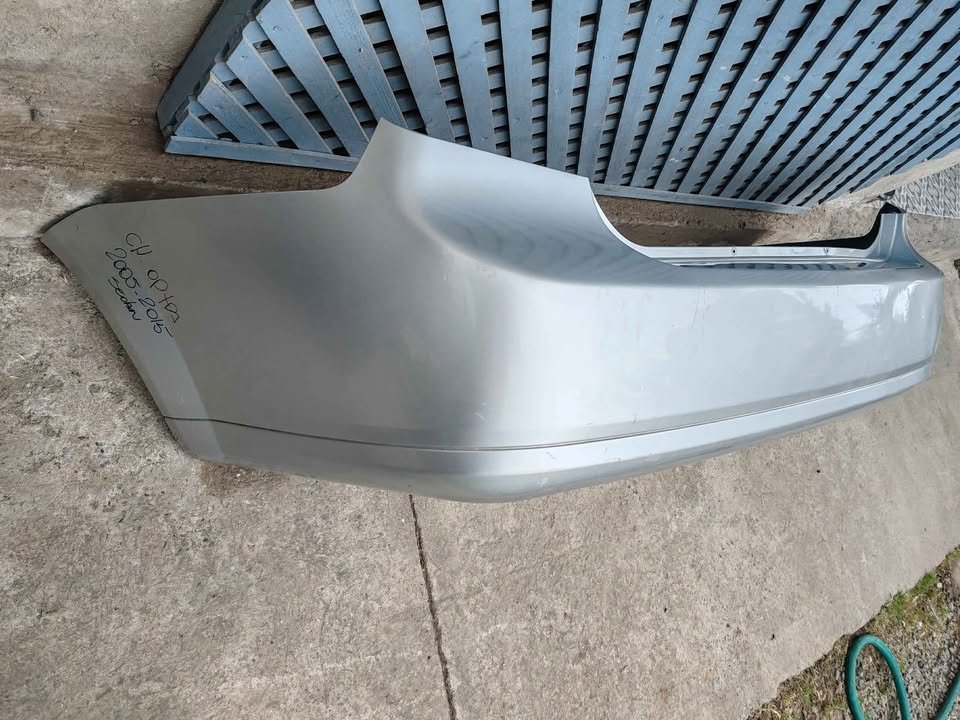 Parachoque trasero Chevrolet Optra sedan 2005 - 2015 - Imagen 3