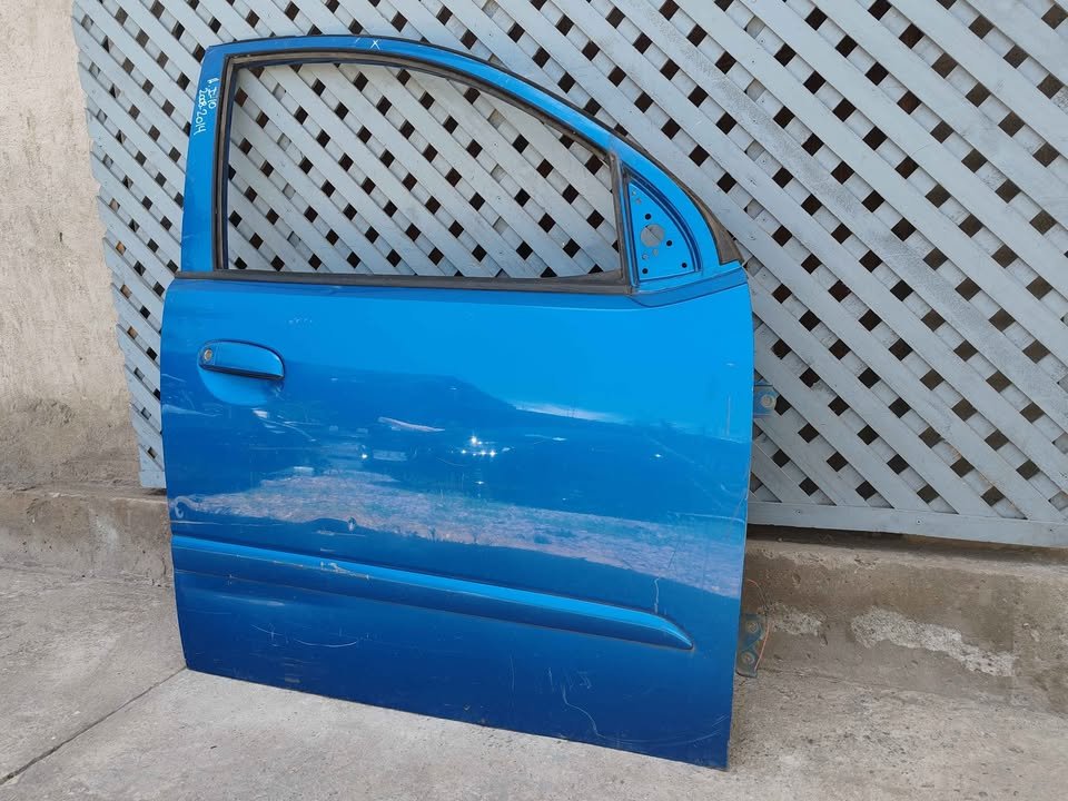 Puerta delantera derecha Hyundai i10 2008 - 2014 - Imagen 3