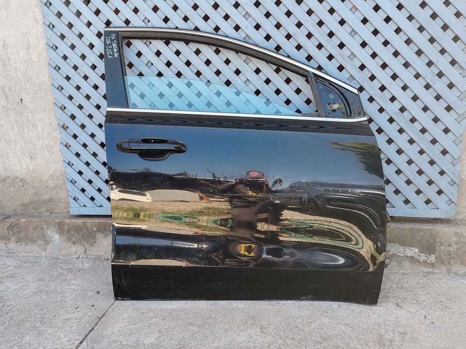 Puerta delantera derecha Kia Sportage 2016 - 2021