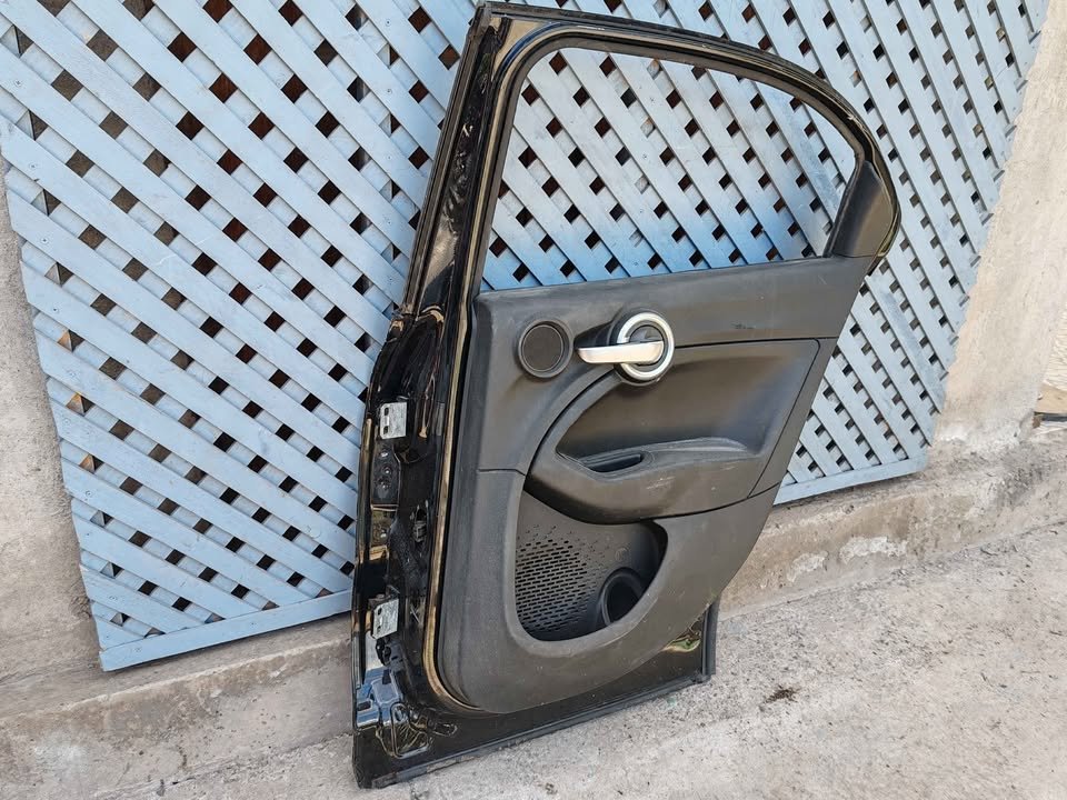 Puerta trasera derecha Fiat 500X 2016 - 2021 - Imagen 7