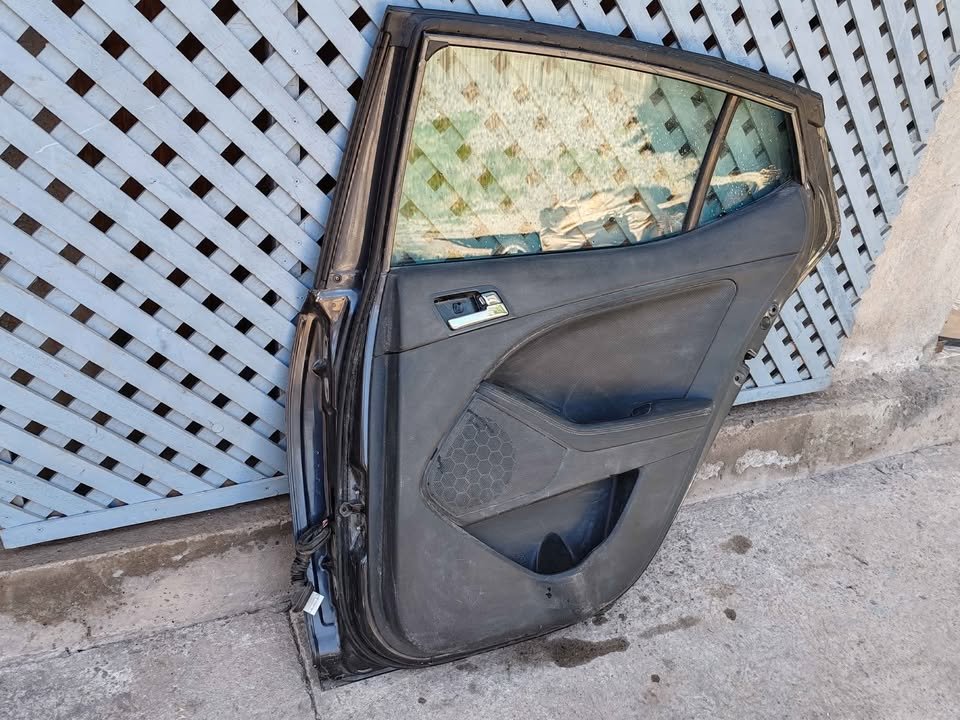 Puerta trasera derecha kia óptima 2011 - 2015 - Imagen 6