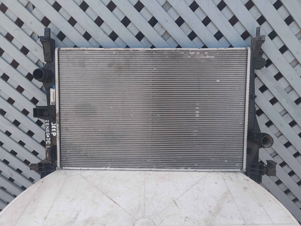 Radiador de agua Jeep Renegade y Fiat Toro 2015 - 2024