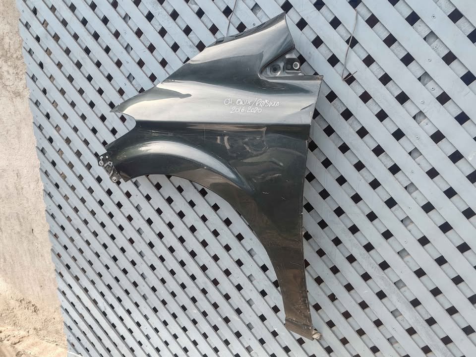 Tapabarro izquierdo Chevrolet Onix o Prisma 2016 - 2020 - Imagen 3