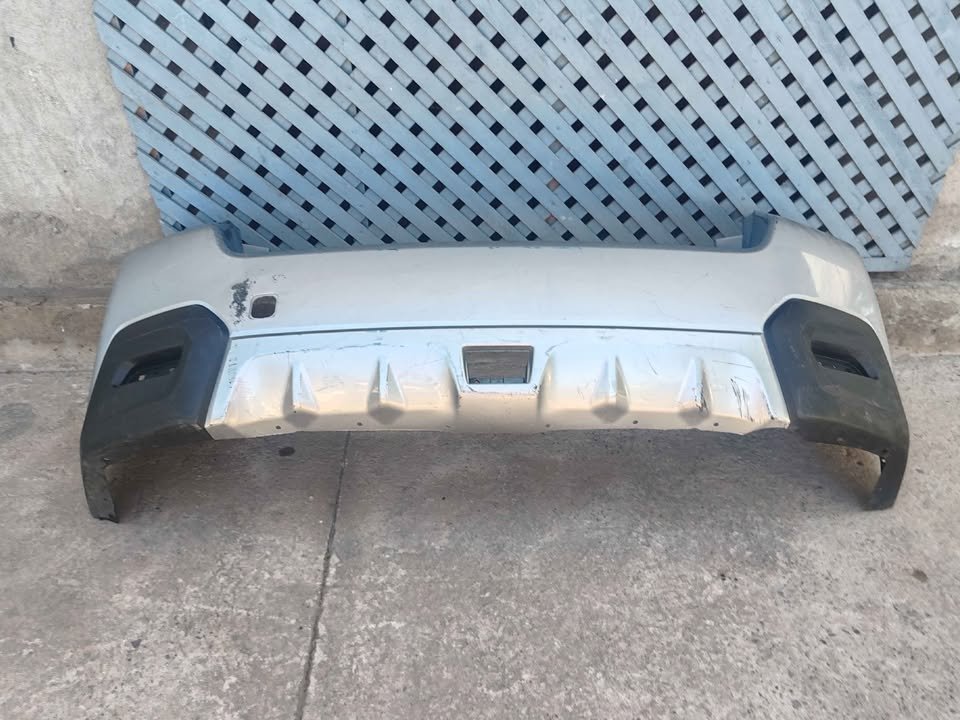 Tapabarro trasero subaru Impreza XV 2012 - 2016 - Imagen 2