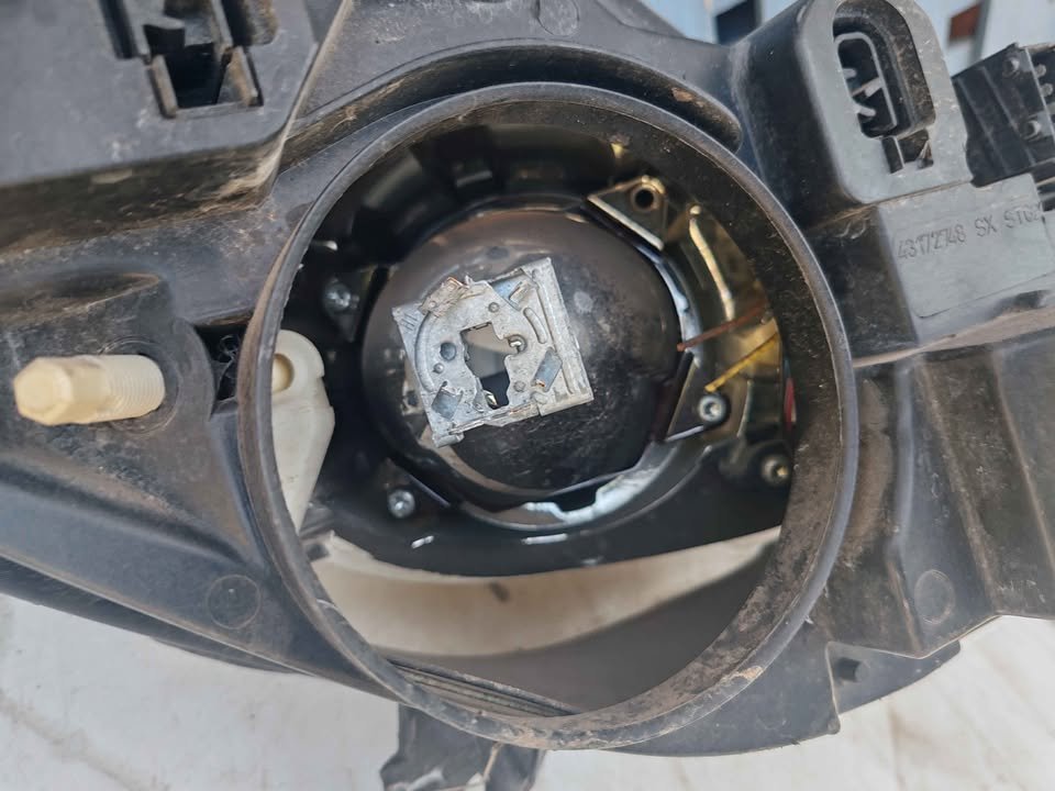 Óptico izquierdo Peugeot 307 2006 - 2010 - Imagen 7