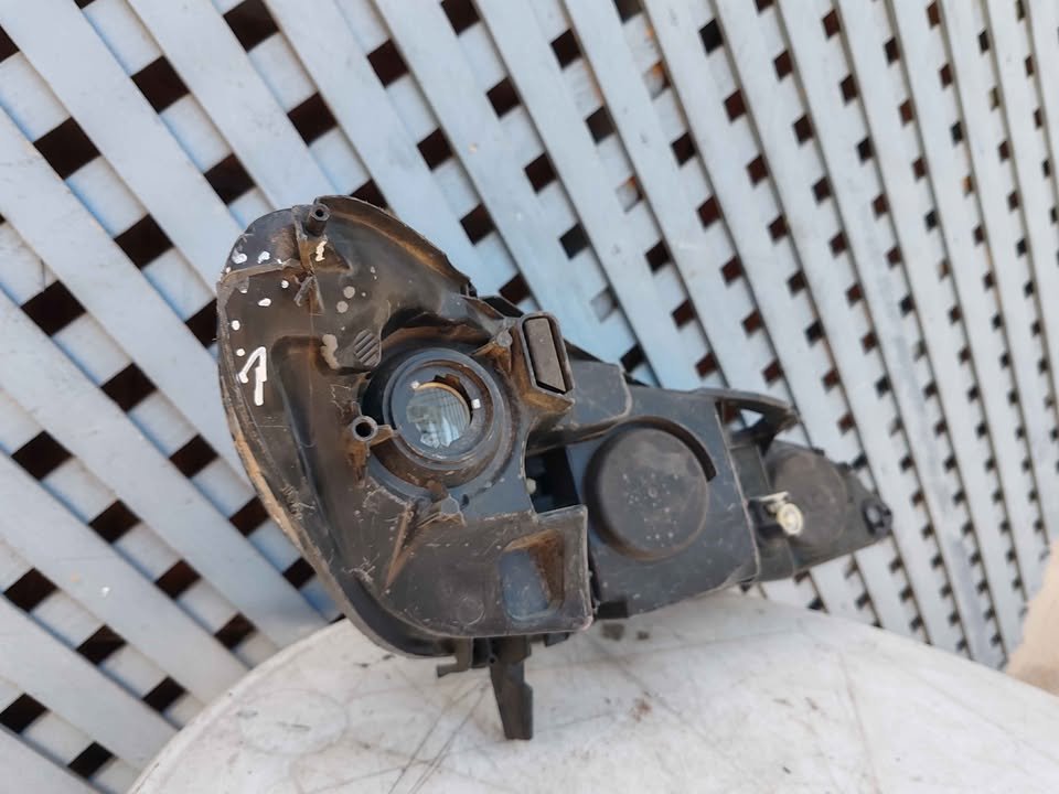 Óptico izquierdo Peugeot 407 2004 - 2011 - Imagen 6