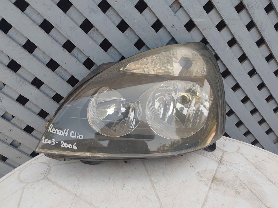 Óptico izquierdo Renault Clio 2003 - 2006