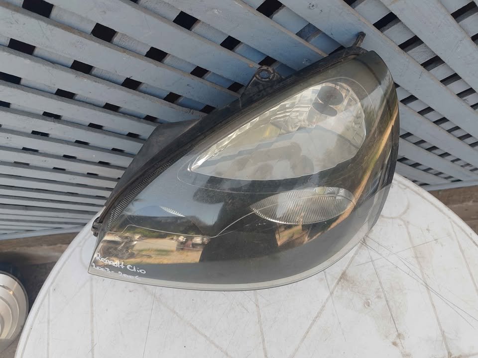 Óptico izquierdo Renault Clio 2003 - 2006 - Imagen 4