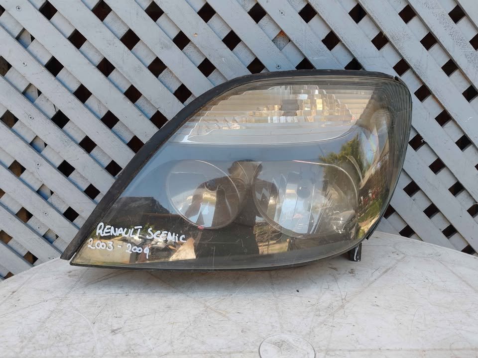 Óptico izquierdo Renault Scenic 2003 - 2009