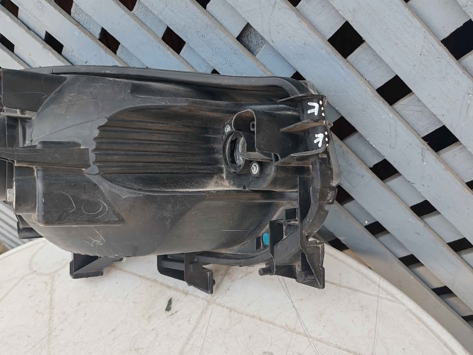 Óptico izquierdo Suzuki S-Presso 2020 - 2024 - Imagen 5