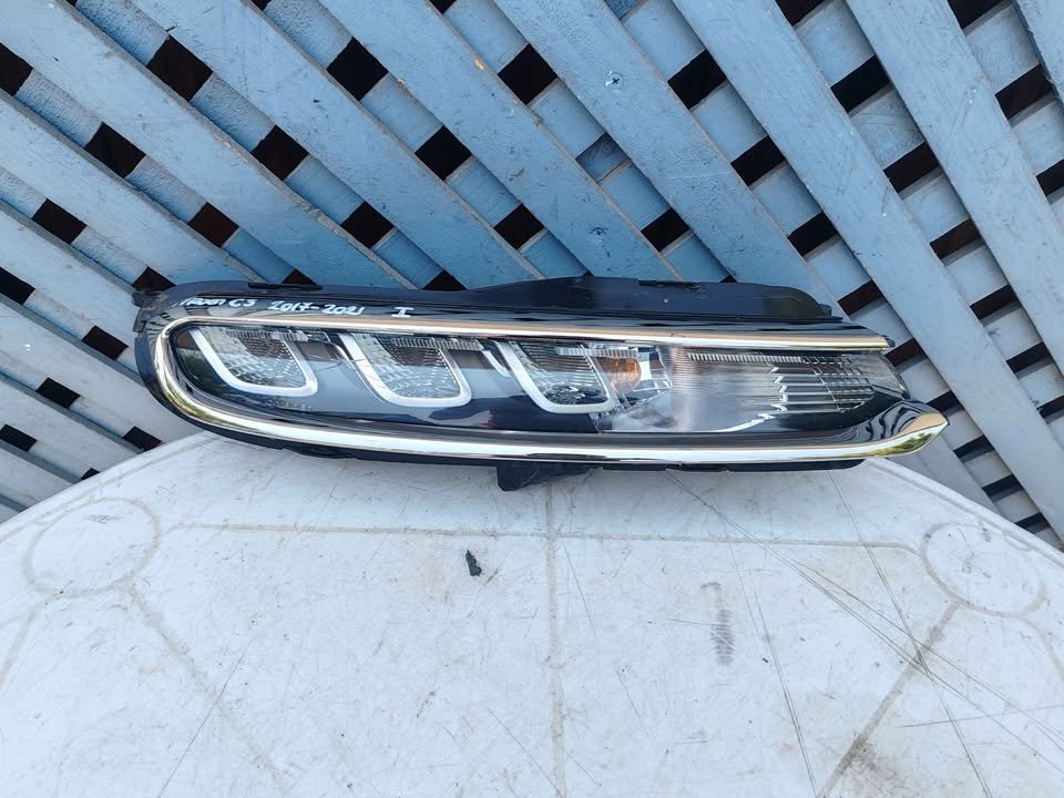Óptico superior derecho Citroen C3 LED 2017 - 2021 (I)