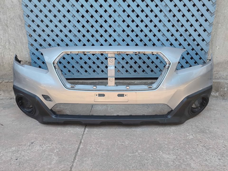 Parachoque delantero Subaru Outback 2017 - 2018