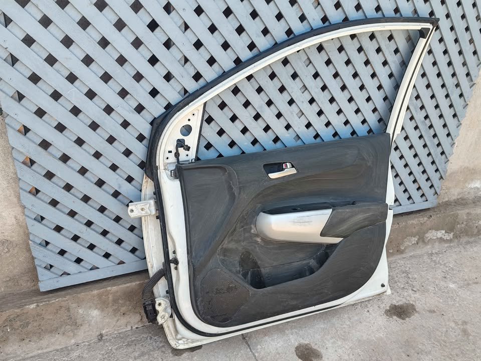 Puerta delantera derecha Kia Morning 2018 - 2024 - Imagen 5