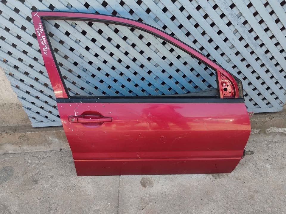 Puerta delantera derecha Mitsubishi Lancer GLX 2005 - 2011 - Imagen 2