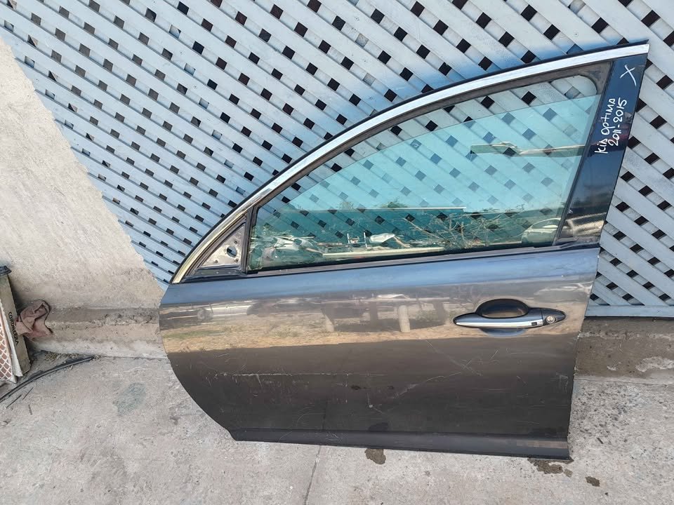 Puerta delantera izquierda Kia Optima 2011 - 2015 - Imagen 2