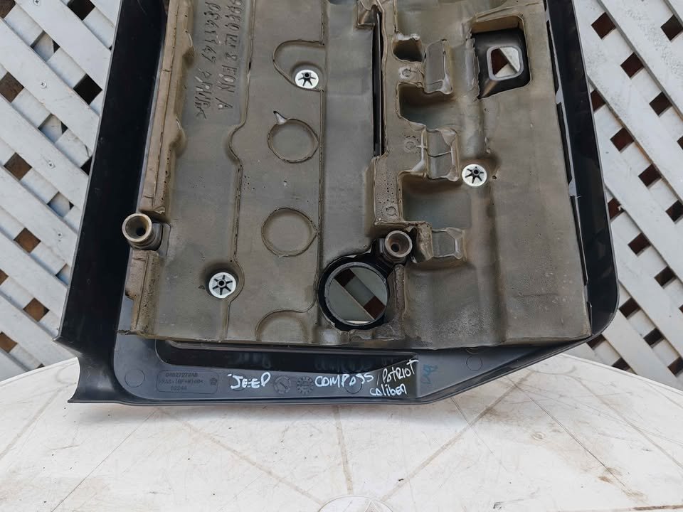 Tapa de motor Jeep Compass 2010 - 2016 - Imagen 5
