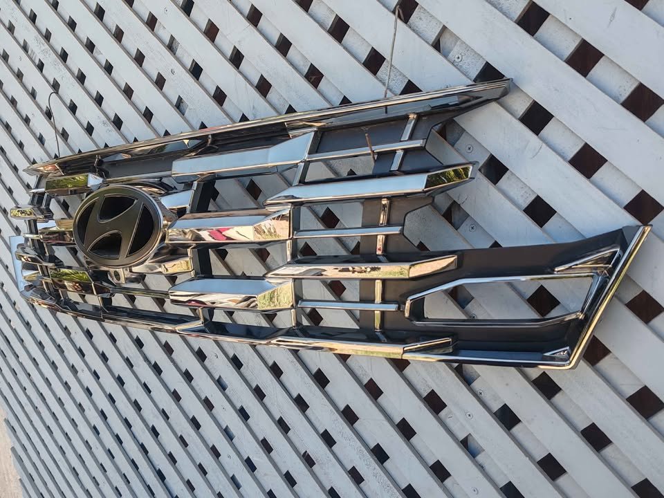 Máscara Hyundai Tucson 2025 - 2026 - Imagen 2