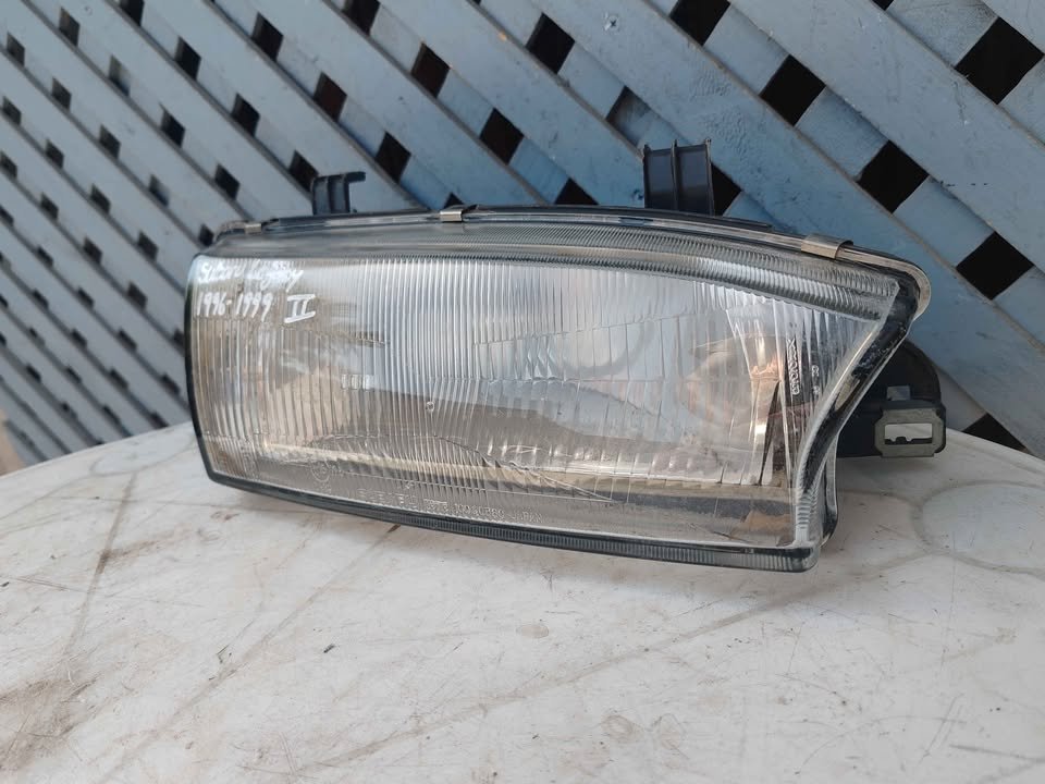 Óptico derecho Subaru Legacy 1996 - 1999 (II) - Imagen 3
