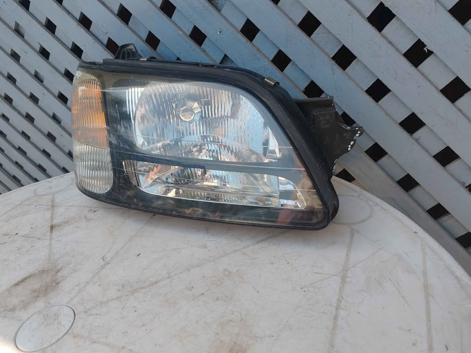 Óptico derecho Subaru Legacy 2000 - 2002 - Imagen 2