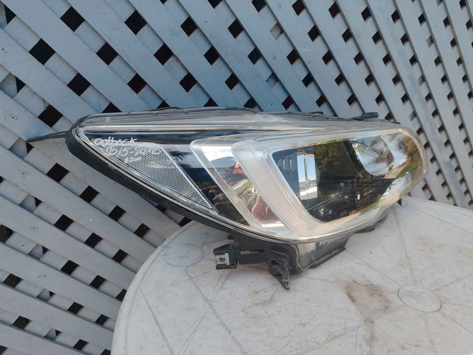 Óptico derecho subaru Outback 2015 - 2018 - Imagen 3