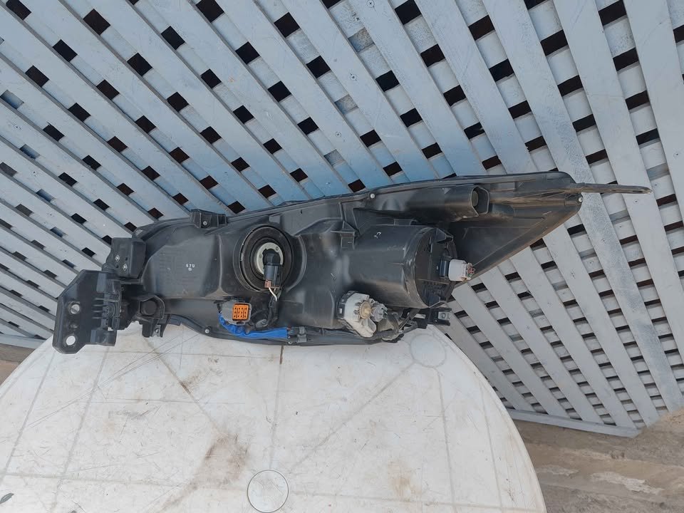 Óptico derecho subaru Outback 2015 - 2018 - Imagen 9