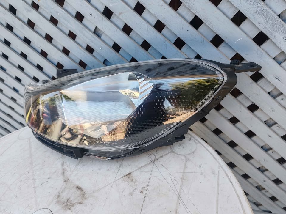 Óptico izquierdo Hyundai Grand i10 2021 - 2024 - Imagen 2