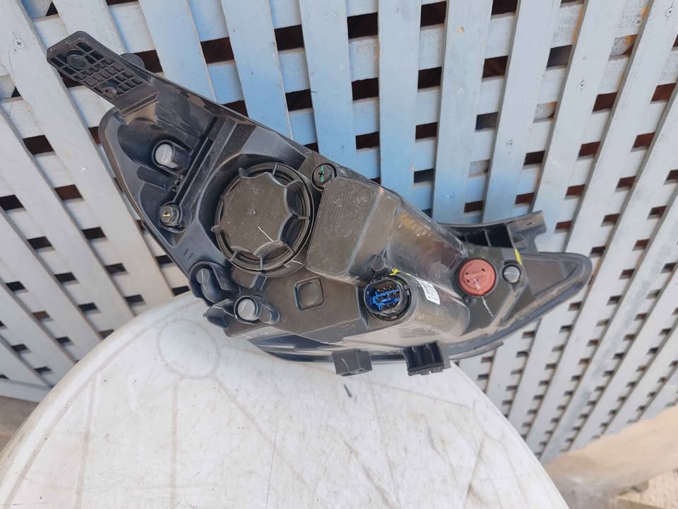 Óptico izquierdo Hyundai Grand i10 2021 - 2024 (IV) - Imagen 9