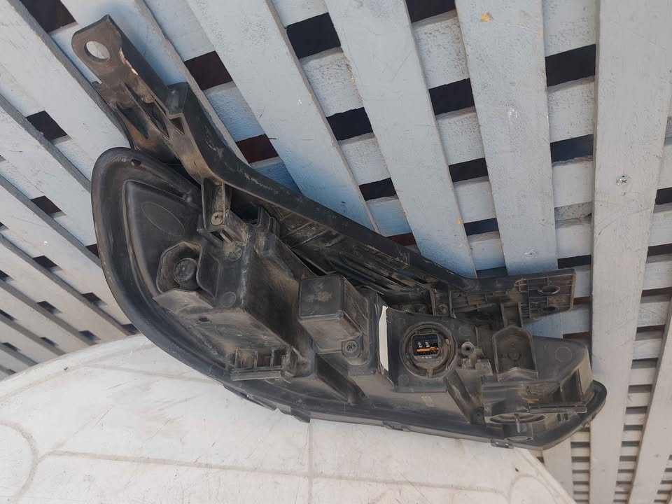 Óptico izquierdo Hyundai Santa Fe 2019 - 2021 - Imagen 7