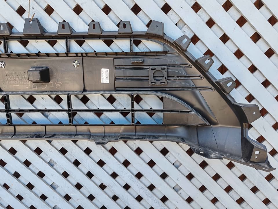 Rejilla de parachoque Mahindra XUV 300 2023 - 2025 - Imagen 6