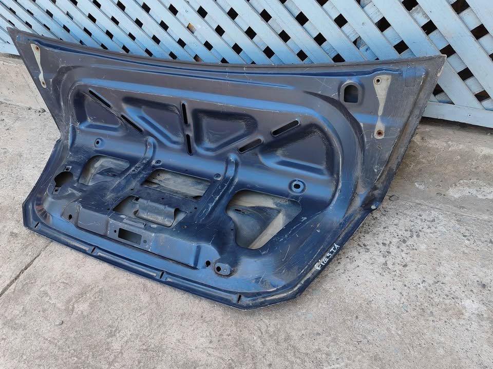 Tapa maleta Ford Fiesta 2005 - 2010 - Imagen 7